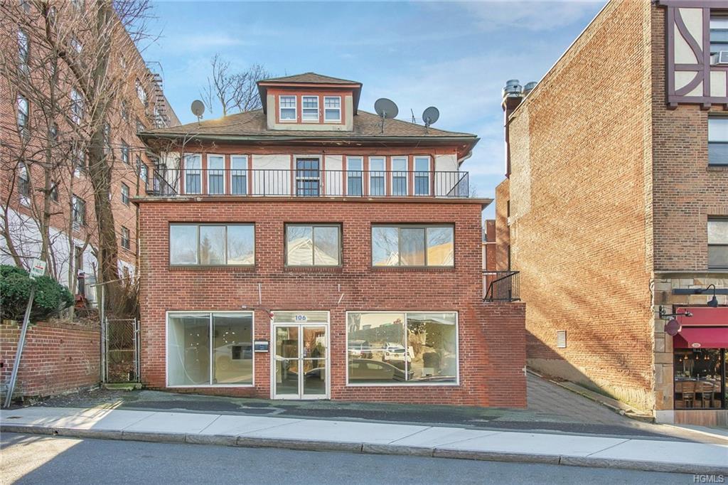 106 Fisher Avenue - Photo 1