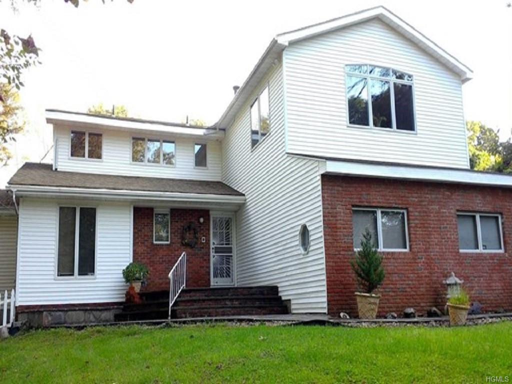 4 Beverly Court - Photo 1
