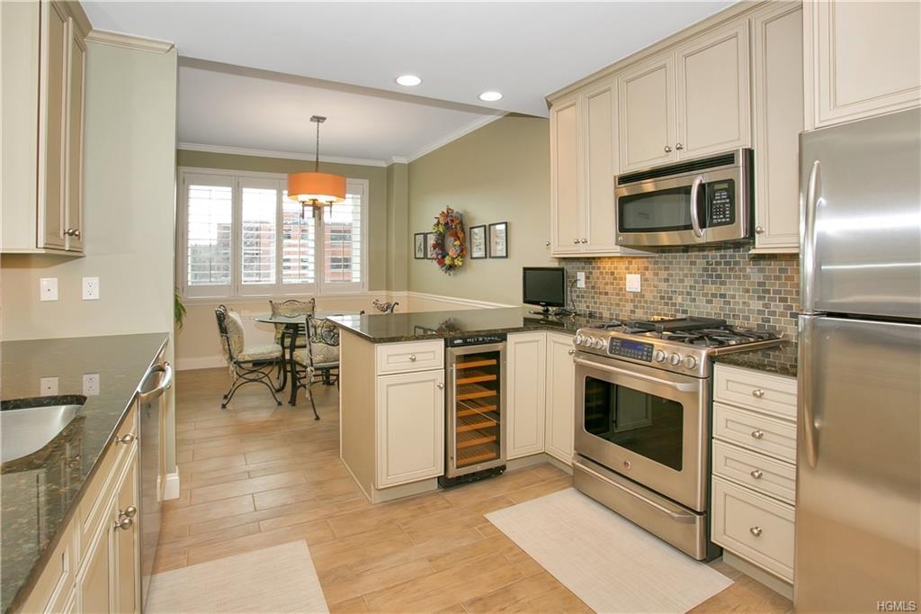 16 Rockledge Avenue - Photo 1