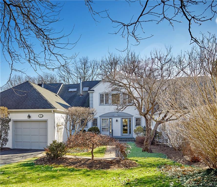 16 Brook Hills Circle - Photo 1