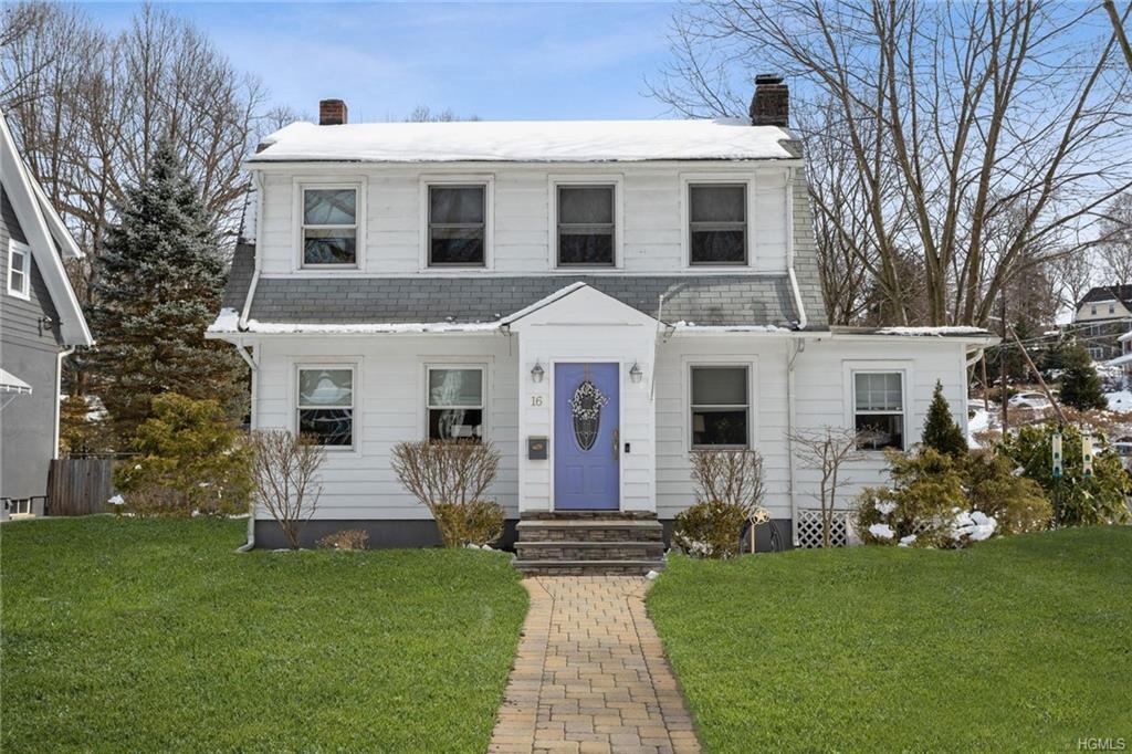 16 Hillside Avenue - Photo 1