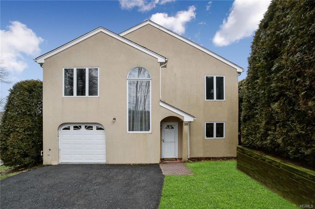 100 Chateau Lane - Photo 1