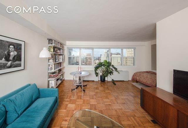 101 12th Street - Photo 1