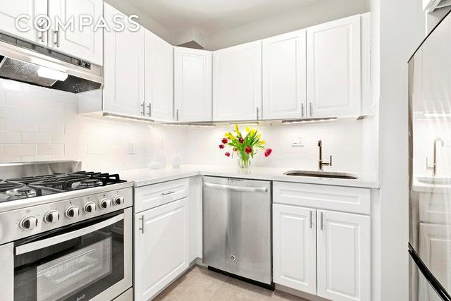 20 9th Street - Photo 1