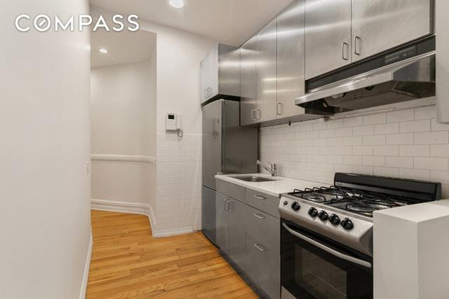 124 Thompson Street - Photo 1