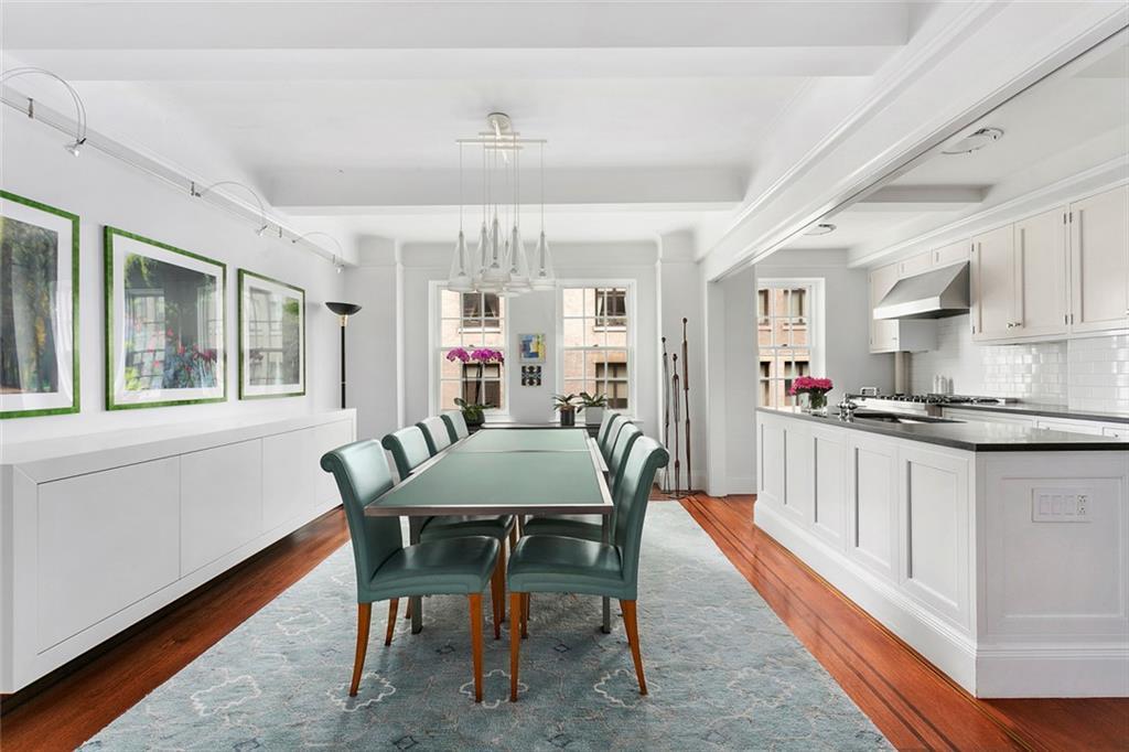 51 5th Avenue - Photo 1