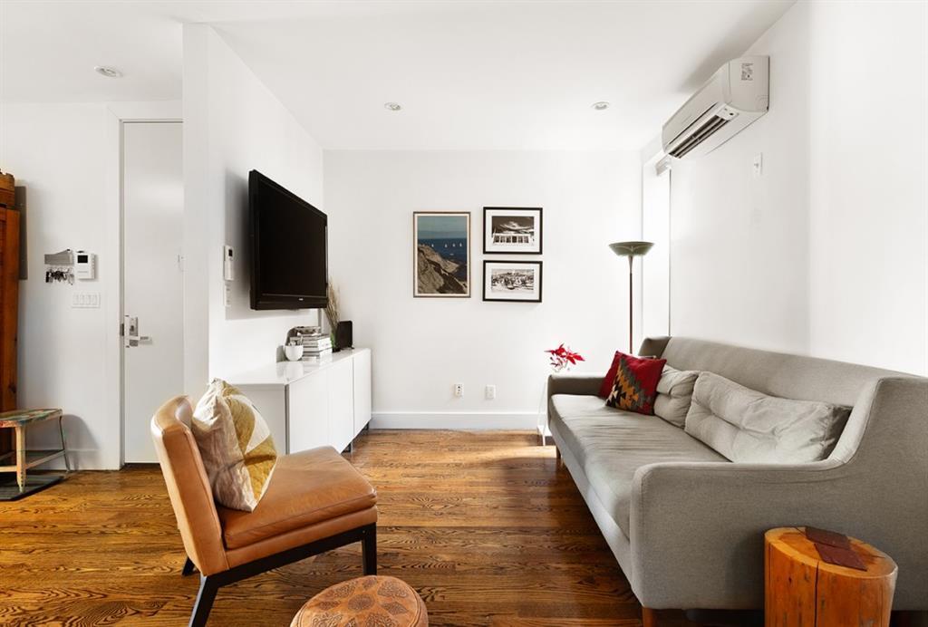 40 Somers Street - Photo 1