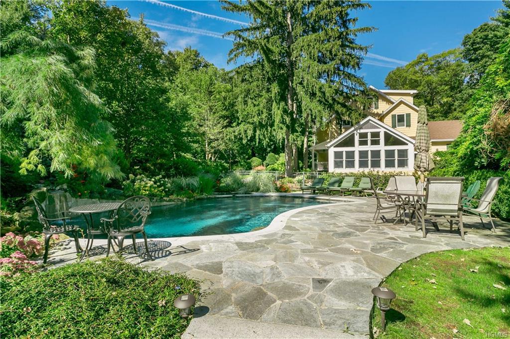 15 Evergreen Row - Photo 1