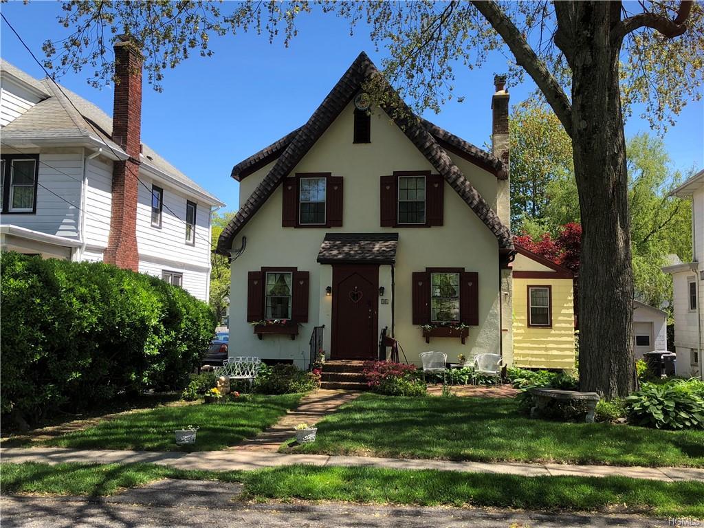 11 Linda Avenue - Photo 1