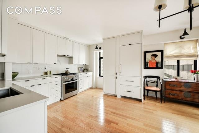 400 70th Street - Photo 1