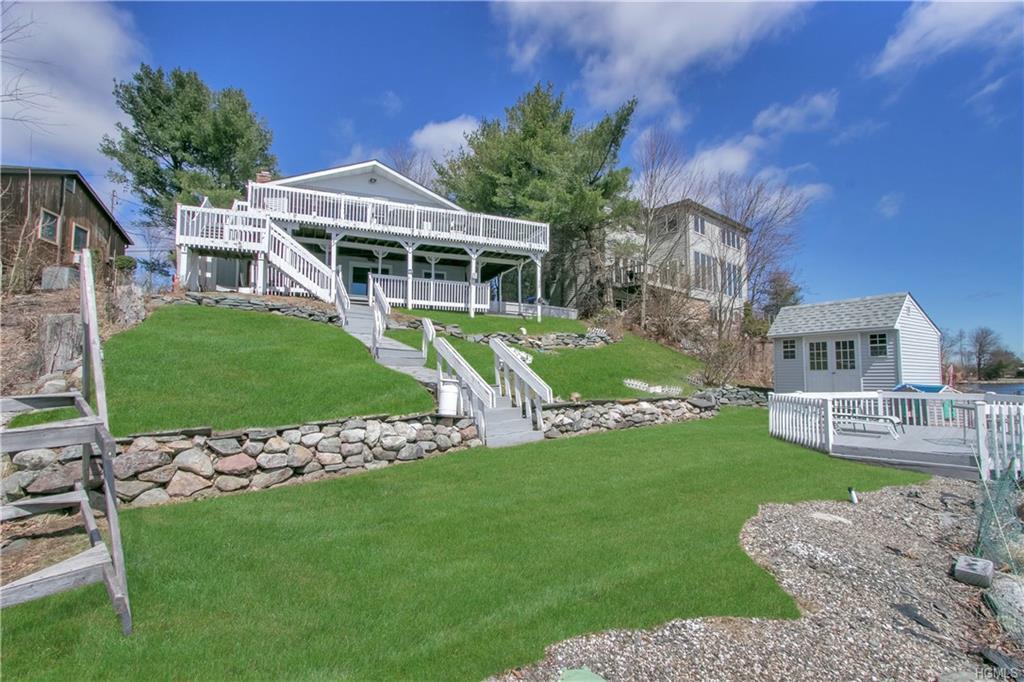 60 Crescent Circle - Photo 1