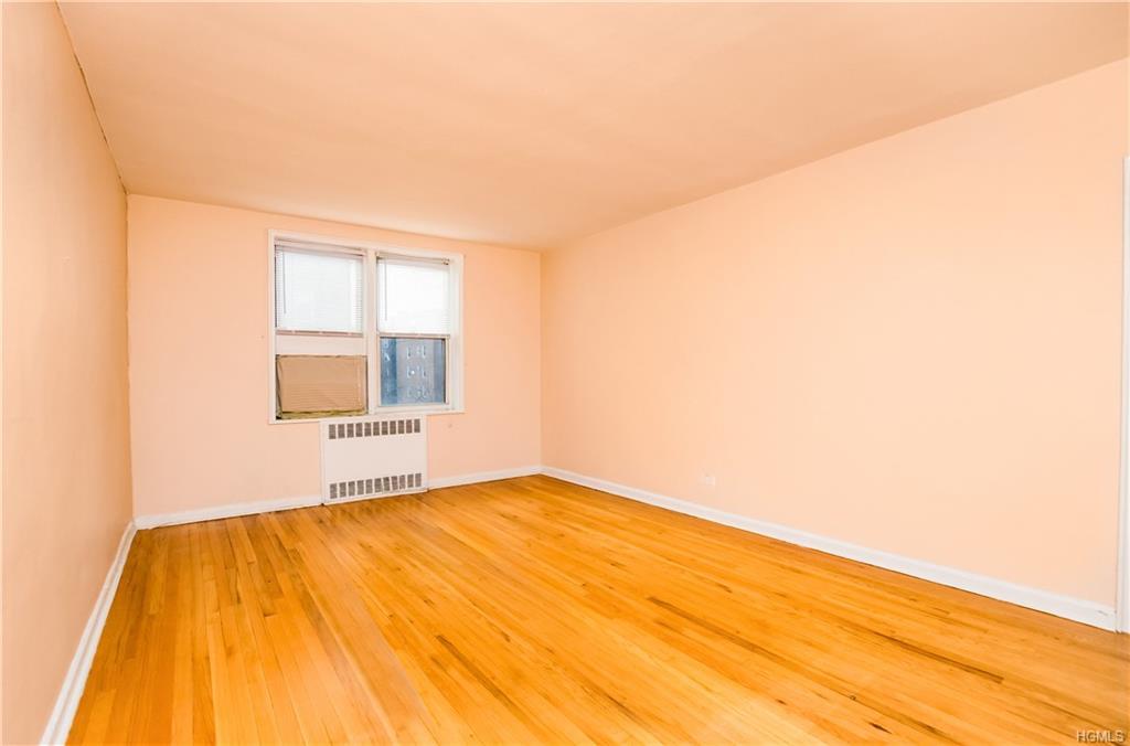 5644 Netherland Avenue - Photo 1