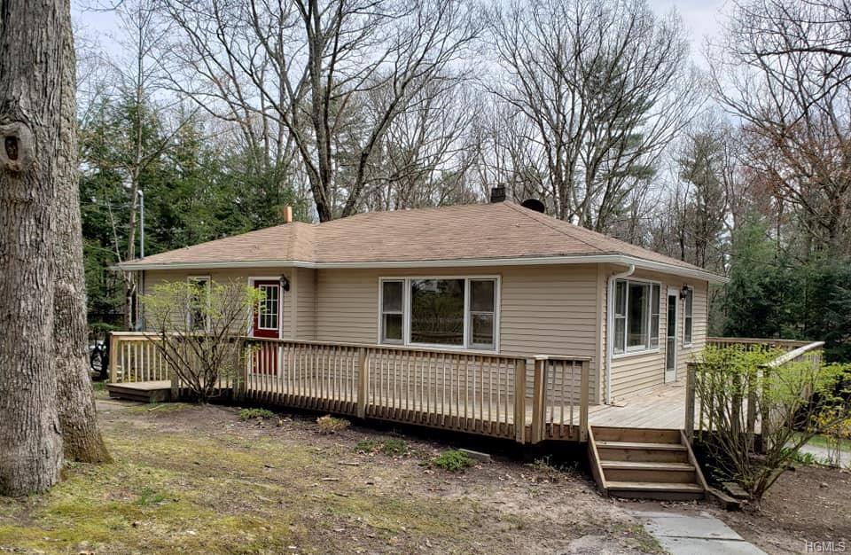 17 Schumacher Pond Road - Photo 1