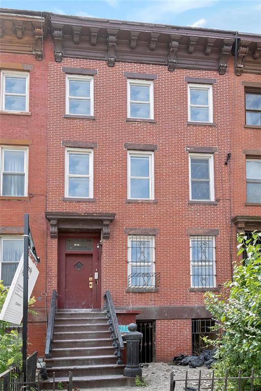 754- A Willoughby Avenue - Photo 1