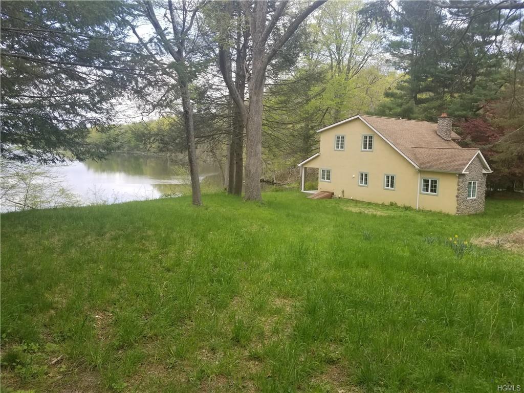 208 Farmingdale Road - Photo 1