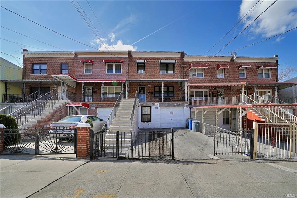 844 223rd Street - Photo 1