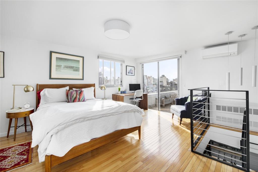 184 Thompson Street - Photo 1