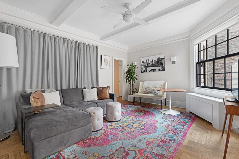 111 75th Street - Photo 1