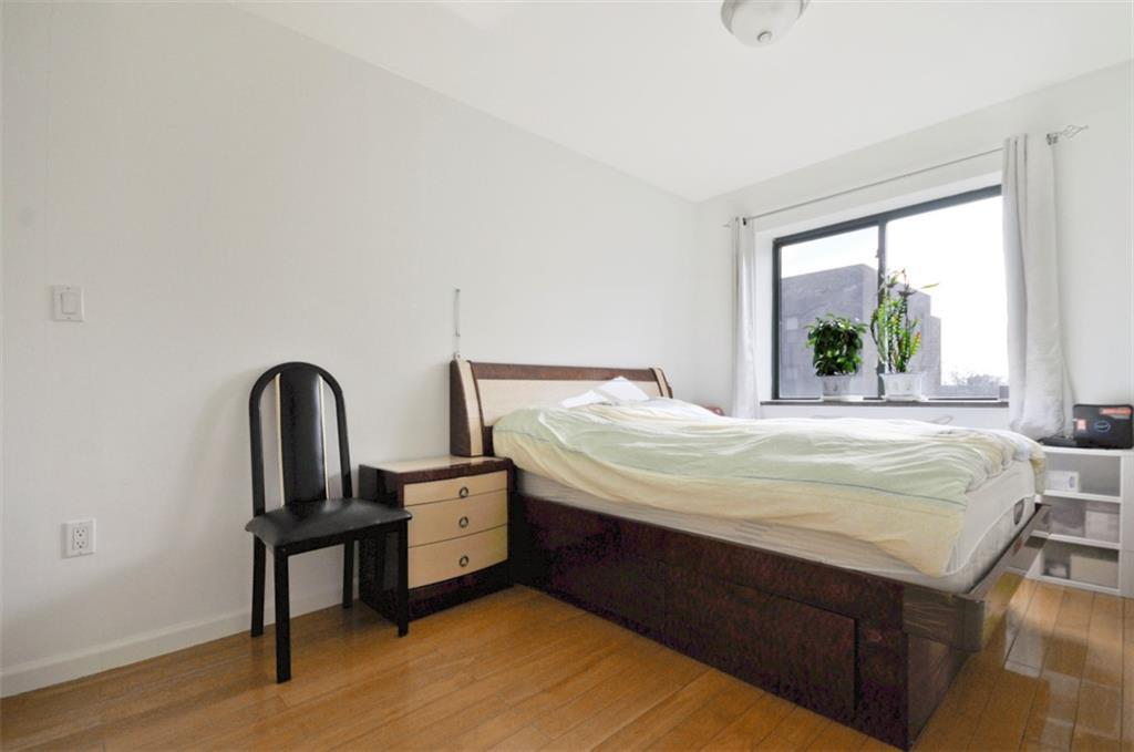 43-20 Union Street - Photo 1