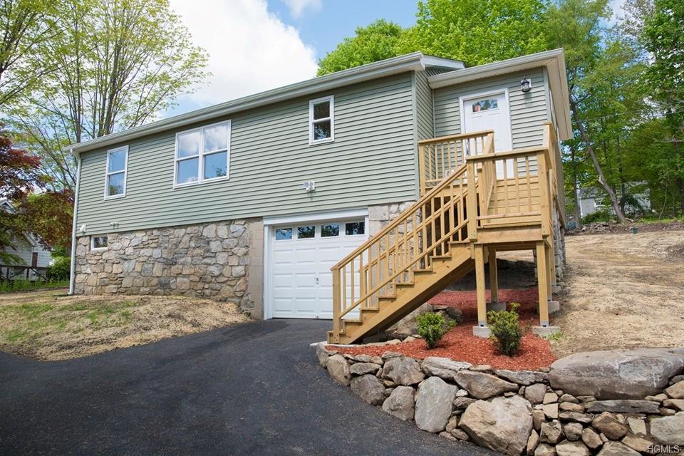 33 Ticonderoga Road - Photo 1