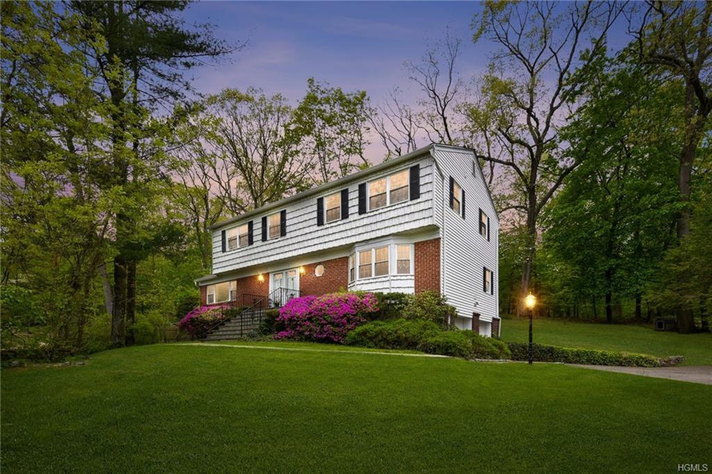 10 Romar Avenue - Photo 1