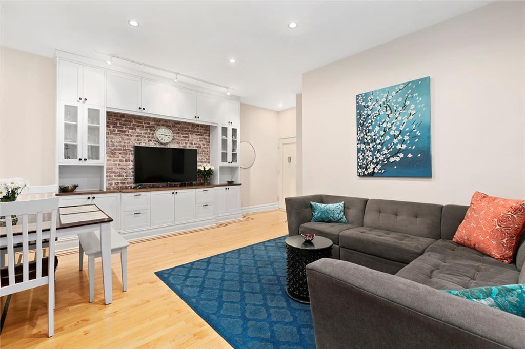 882 Union Street - Photo 1