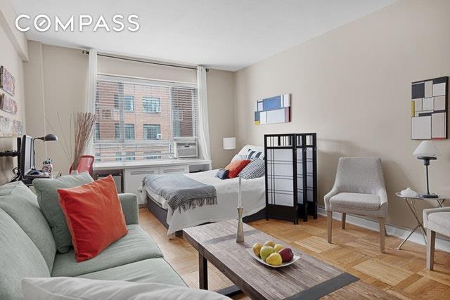 130 8th Avenue - Photo 1