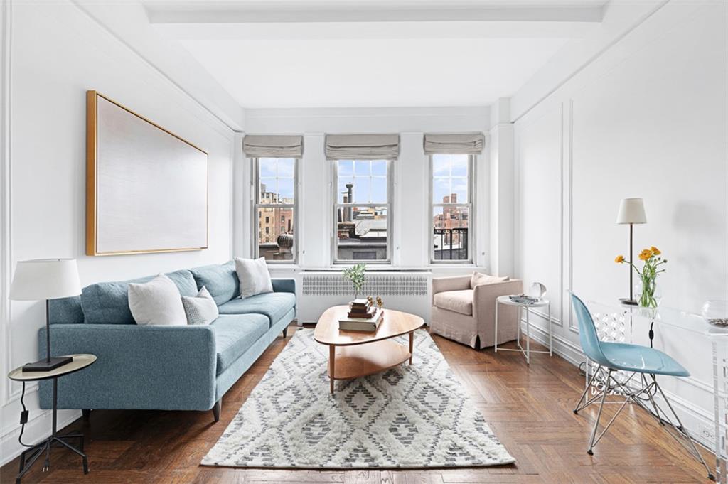 30 5th Avenue - Photo 1