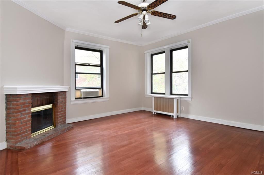 246 Bronxville Road - Photo 1