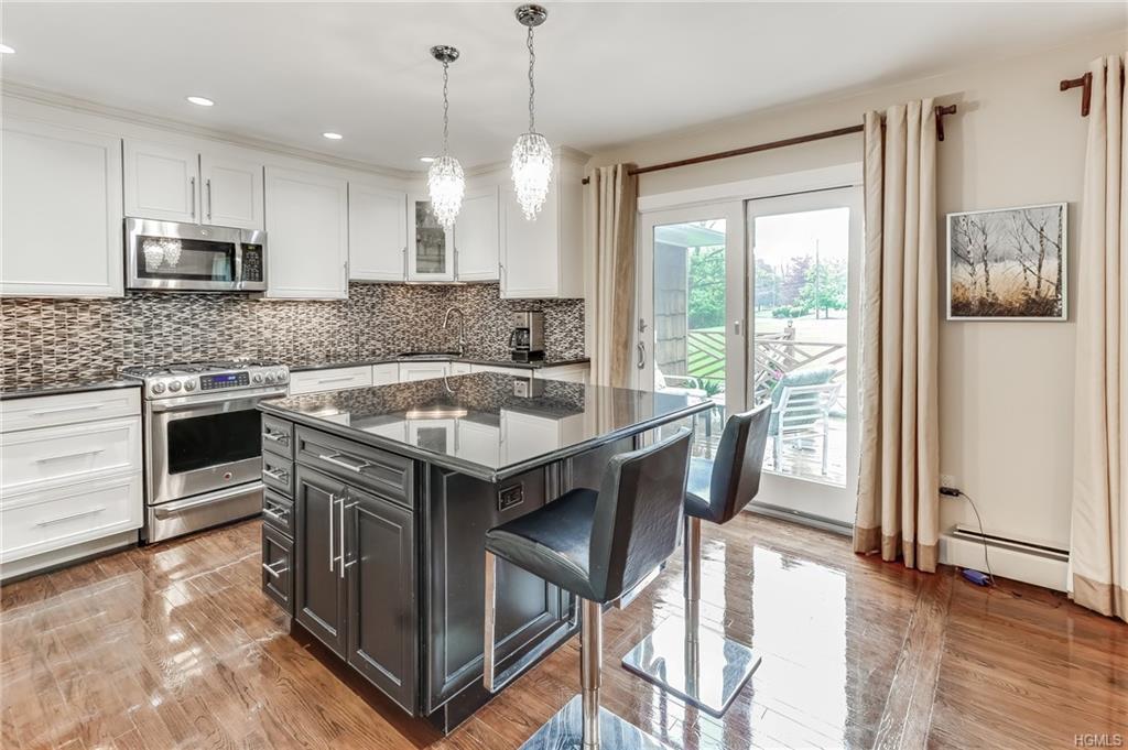 6 Ackerman Avenue - Photo 1