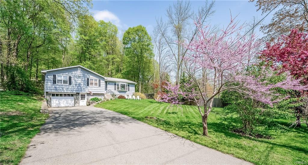 49 Ludington Court - Photo 1