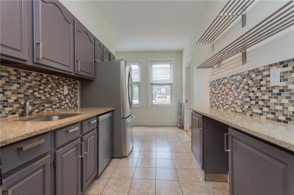 24-63 Crescent Street - Photo 1