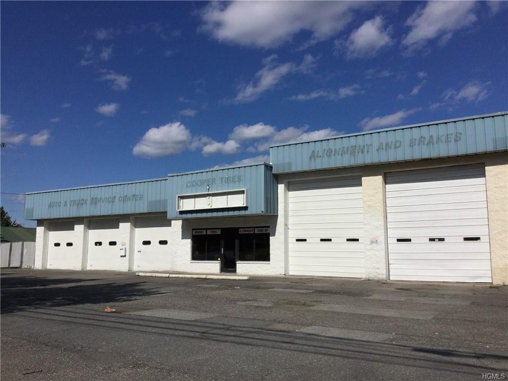 952 Homestead Avenue - Photo 1