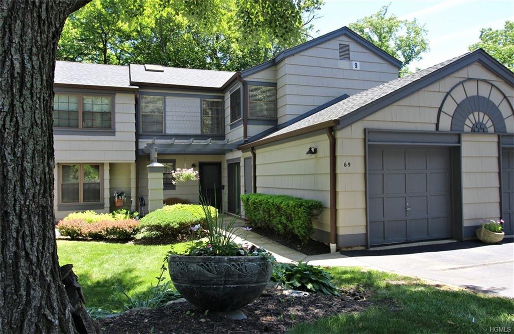 69 Treetop Circle - Photo 1