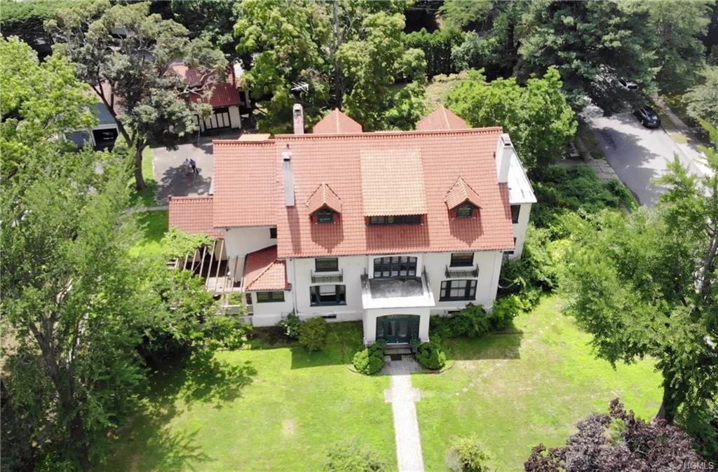 164 Boulevard - Photo 1