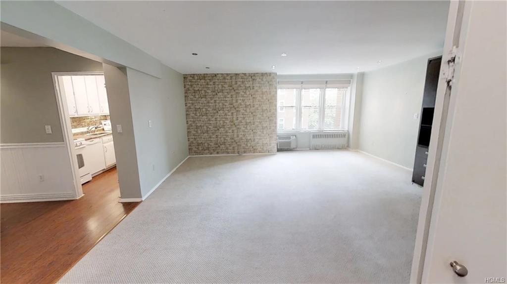21 Fairview Avenue - Photo 1