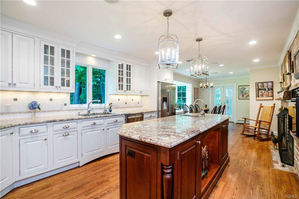 10 Hickory Nut Hill Road - Photo 1