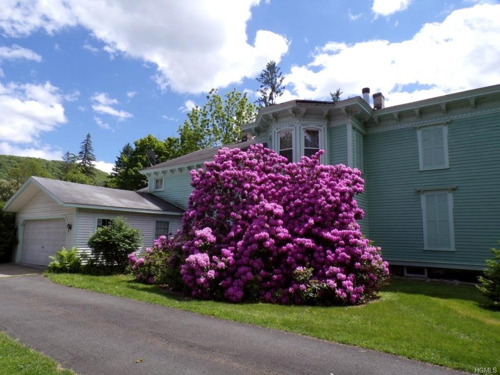 16 Main Street - Photo 1