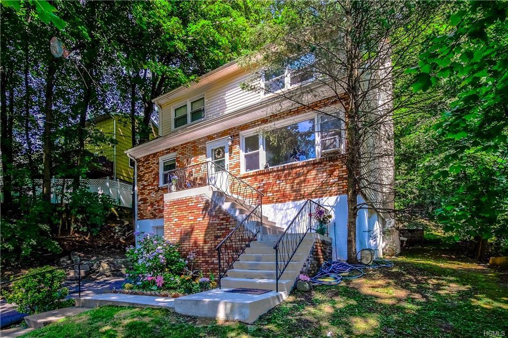 10 Palmer Avenue - Photo 1