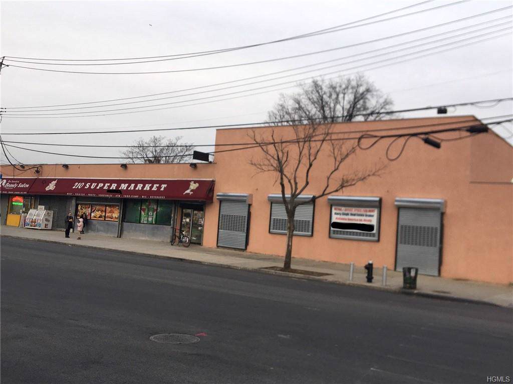 220 Soundview Avenue - Photo 1