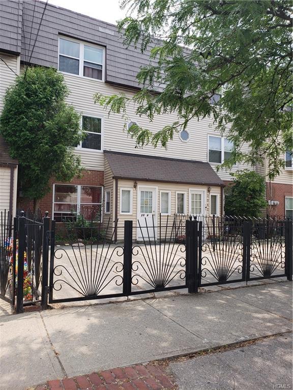 2044 Cicero Avenue - Photo 1