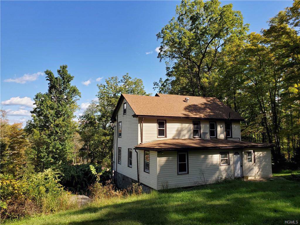 145 Mountain View Avenue - Photo 1