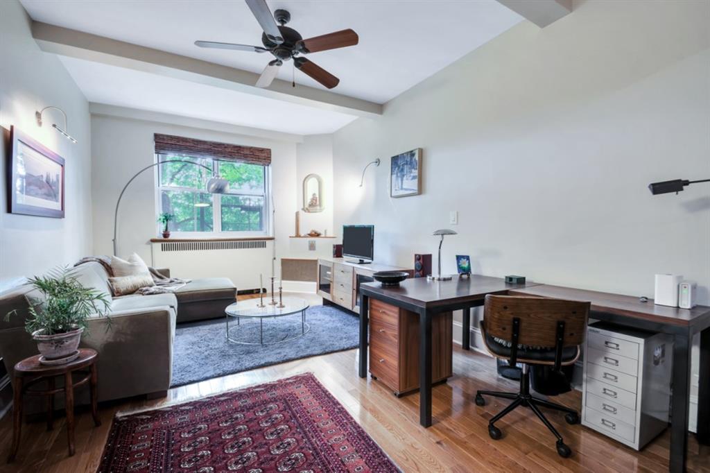 360 Cabrini Boulevard - Photo 1