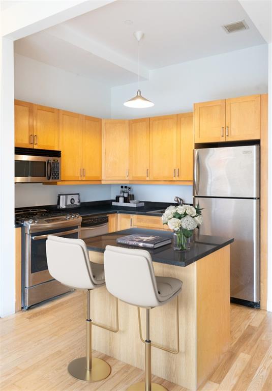 372 15th Street - Photo 1