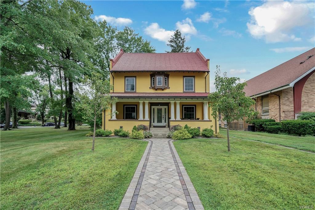 93 Hooker Avenue - Photo 1