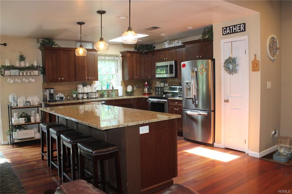 3341 Lexington Avenue - Photo 1