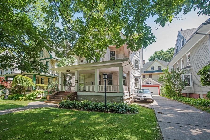 1810 Glenwood Road - Photo 1