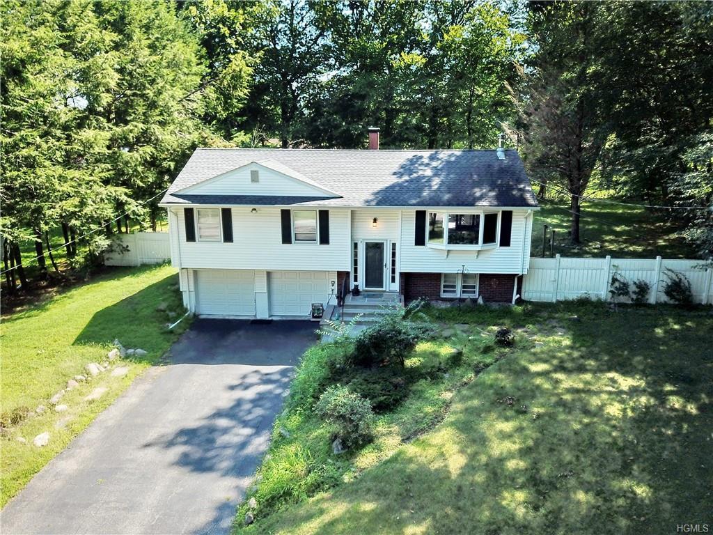 6 Cheryl Street - Photo 1