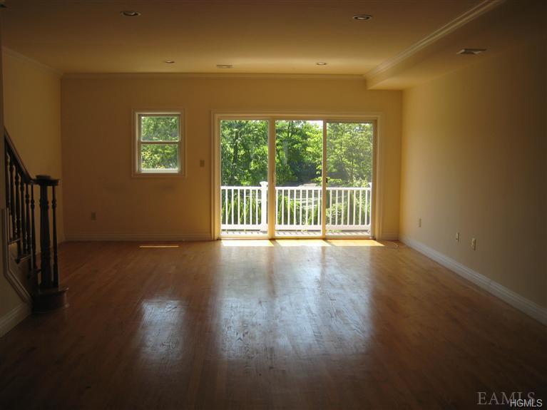 242 Pelham Road - Photo 1