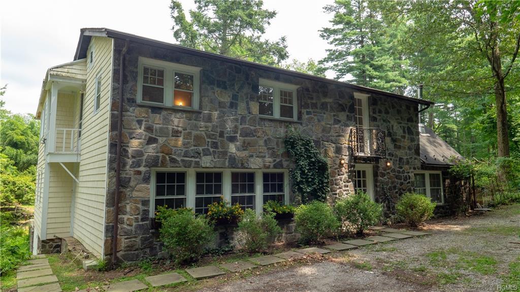63 Kings Ferry Road - Photo 1